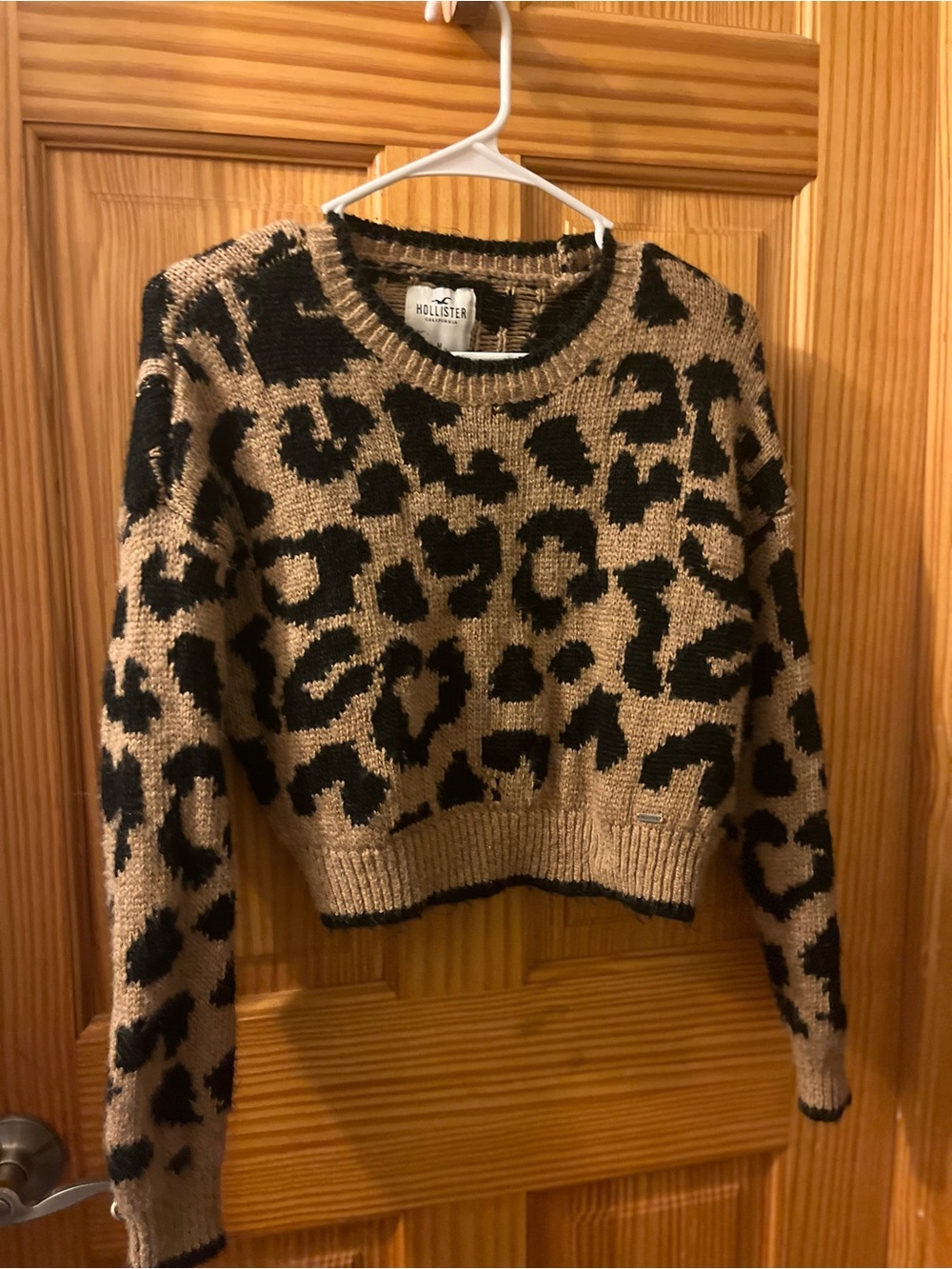 Hollister Leopard-Print Cropped Crewneck Sweater - Tan & Black